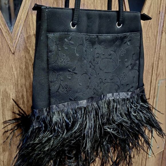 Ostrich Feather Trim Shoulder Bag - Picture 2 of 9